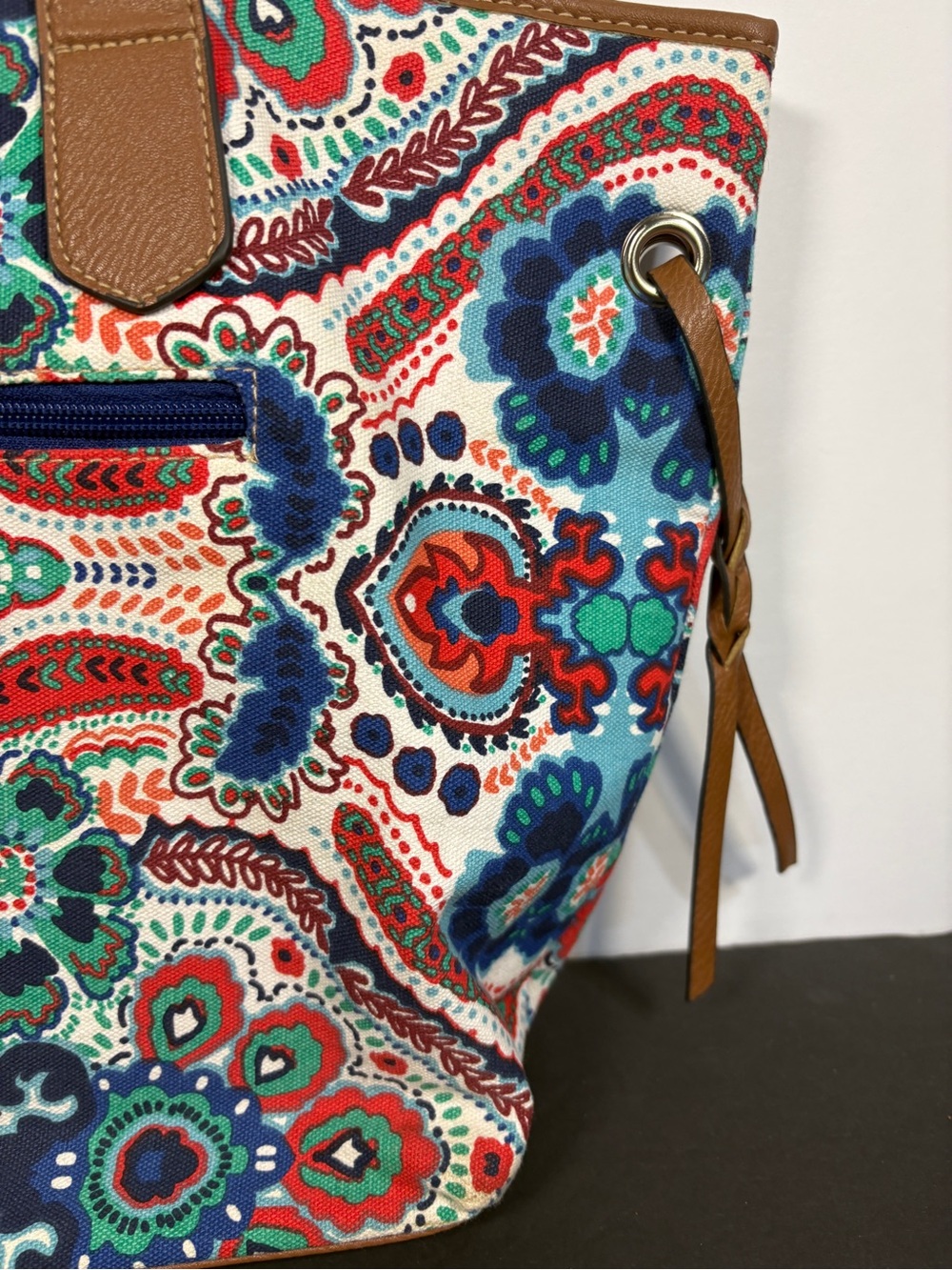 Croft & Barrow Bohemian Paisley Canvas Tote/Shoulder Bag with faux Leather Trim - Picture 3 of 16